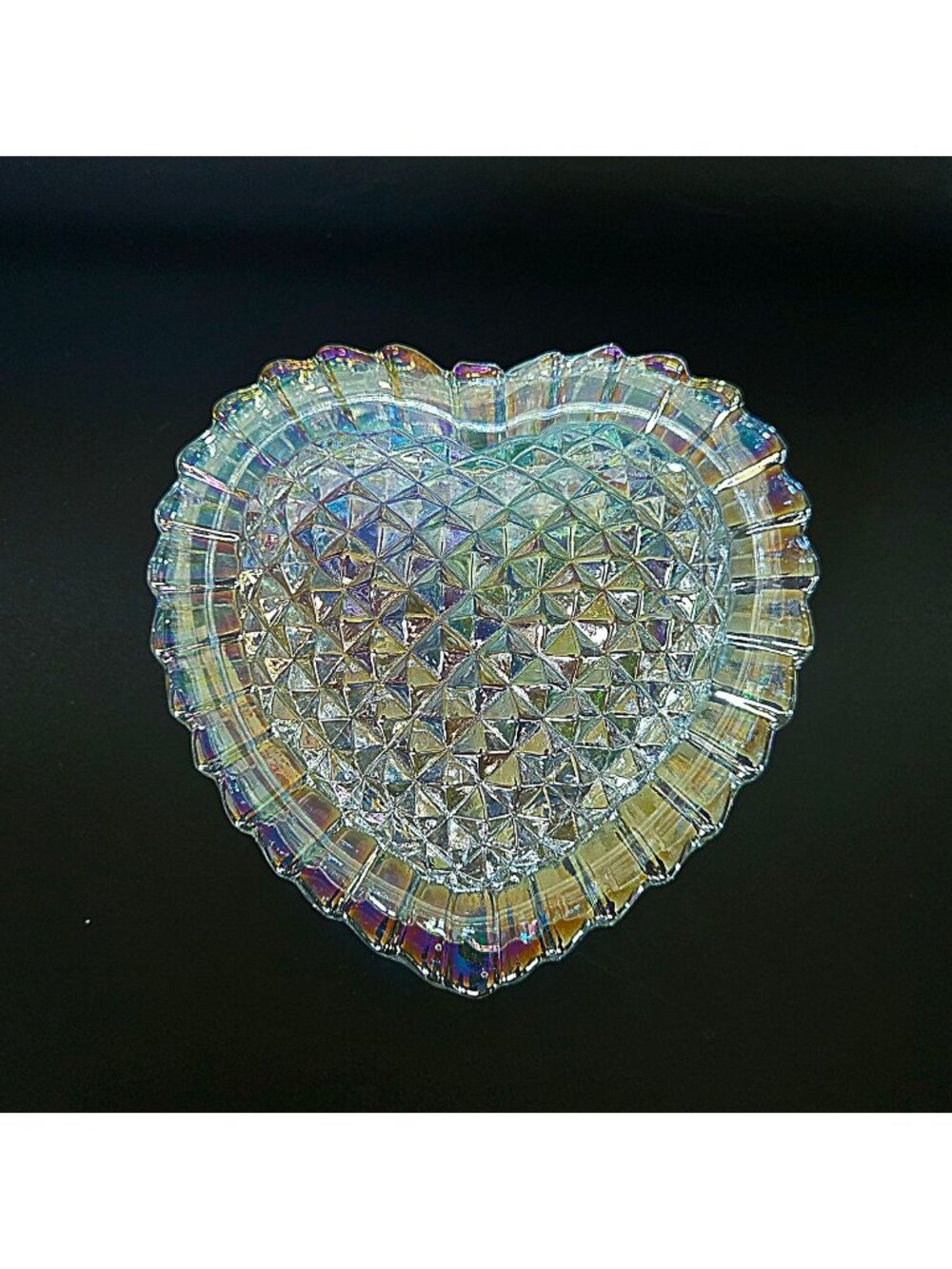 LE Smith Carnival Glass Heart Box, Excellent Condition, Iridescent Diamond Point